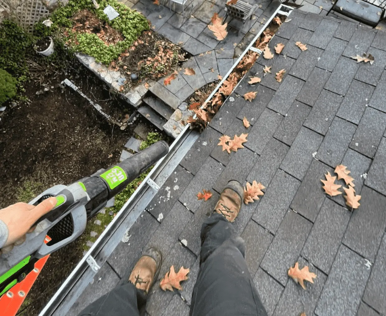 Gutter Cleaning service in Barberton, OH